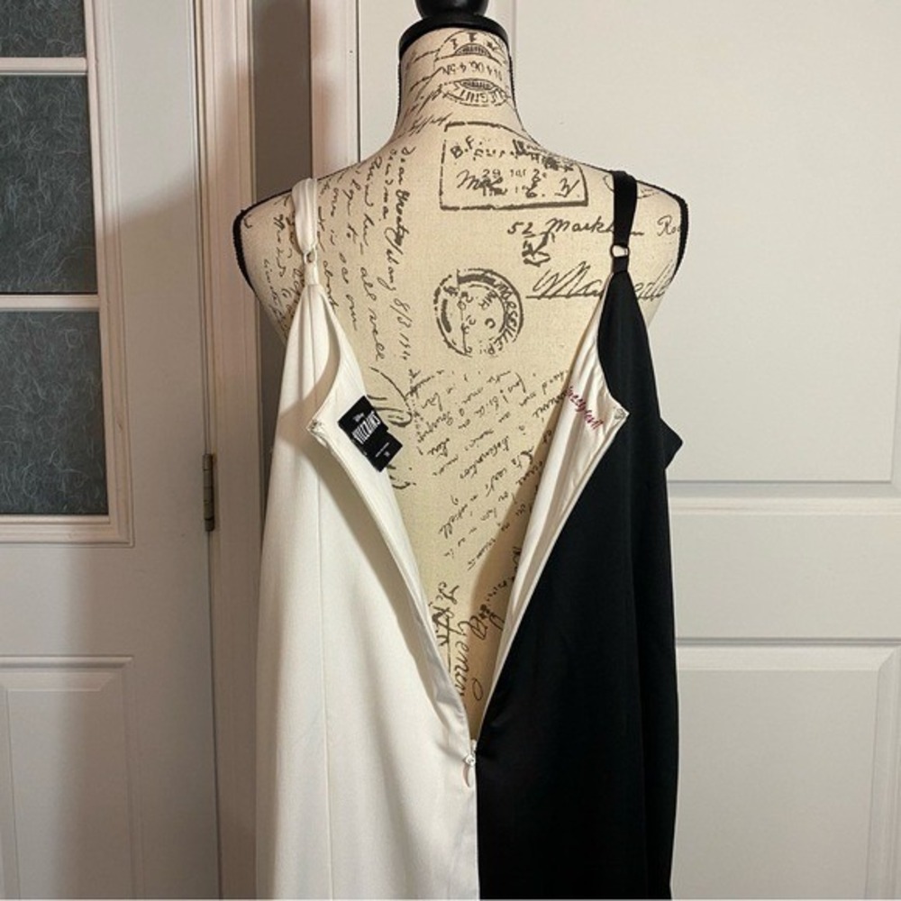 Disney for Torrid Black & White 101 Dalmatians Cruella De Vil‎ Evening Gown 18 M - Picture 9 of 13